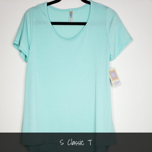 LuLaRoe Classic Tee Small Blue NEW - Picture 1 of 1
